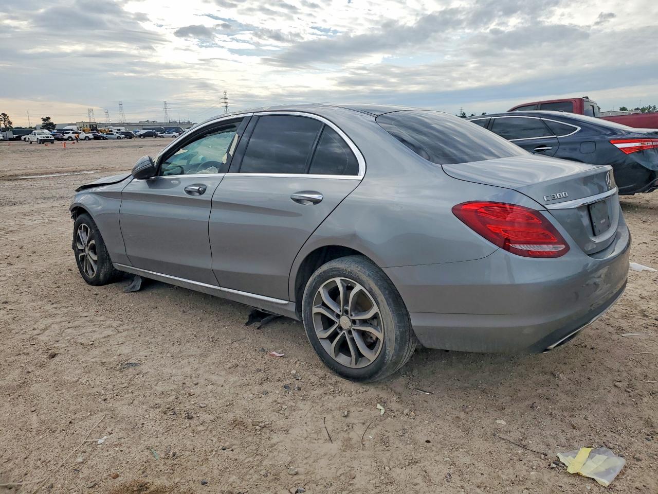 MERCEDES-BENZ C 2016 — 3