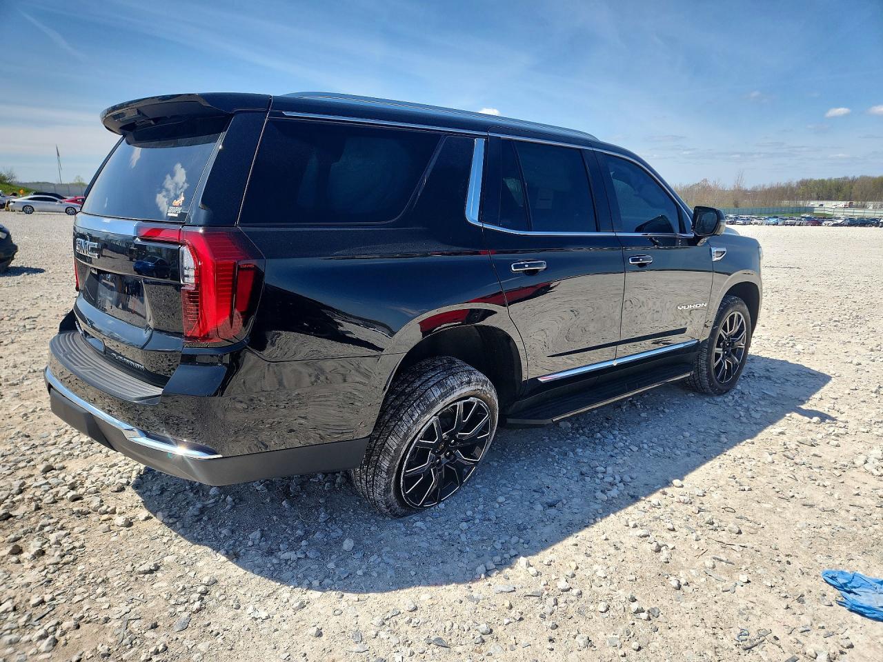 GMC YUKON 2026 — 4