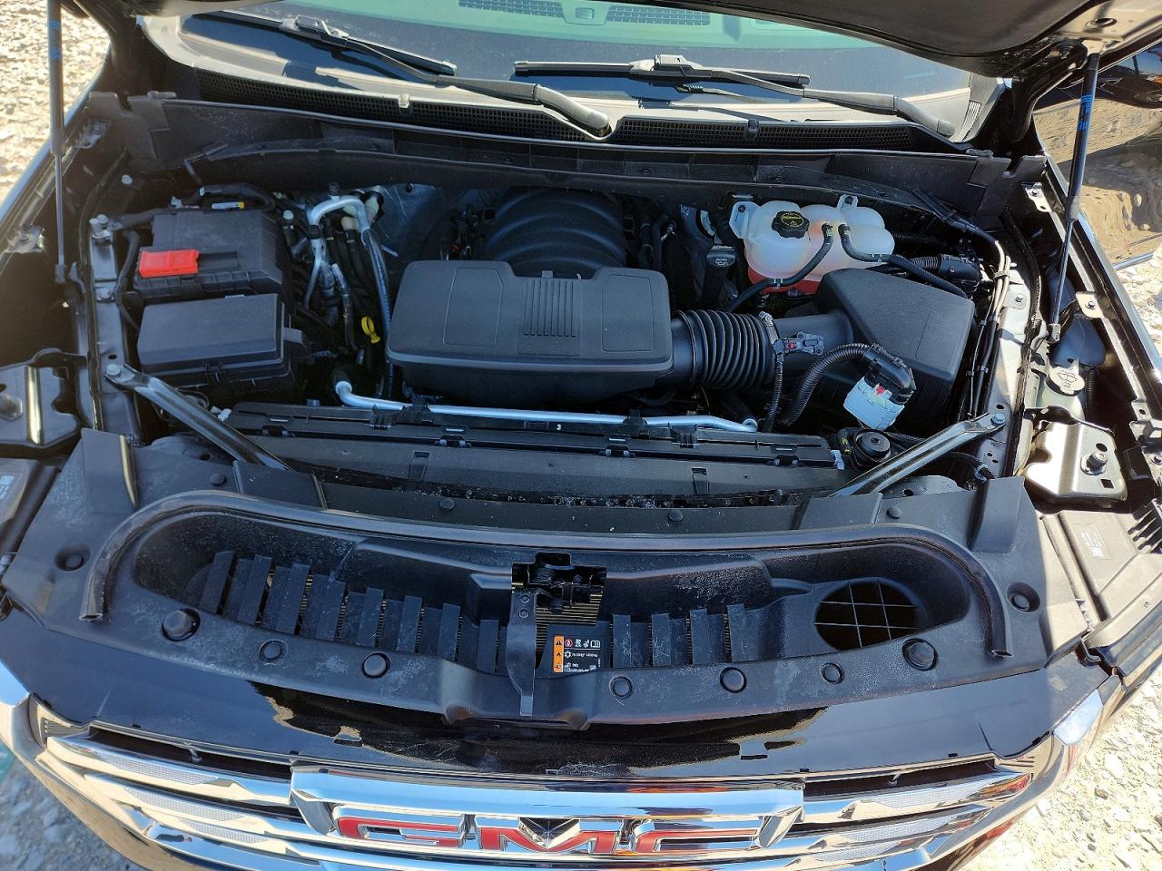 GMC YUKON 2026 — 13