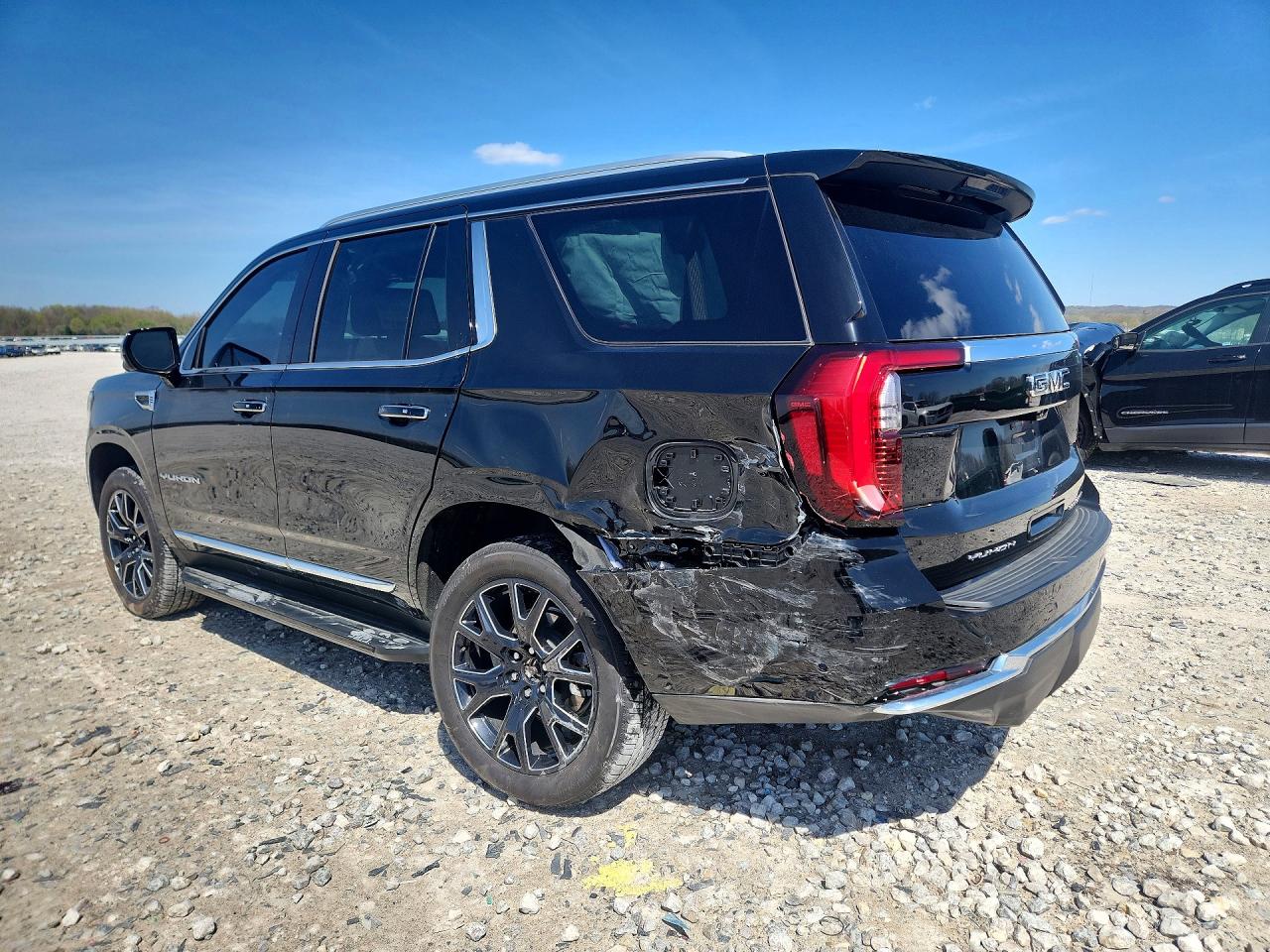 GMC YUKON 2026 — 3