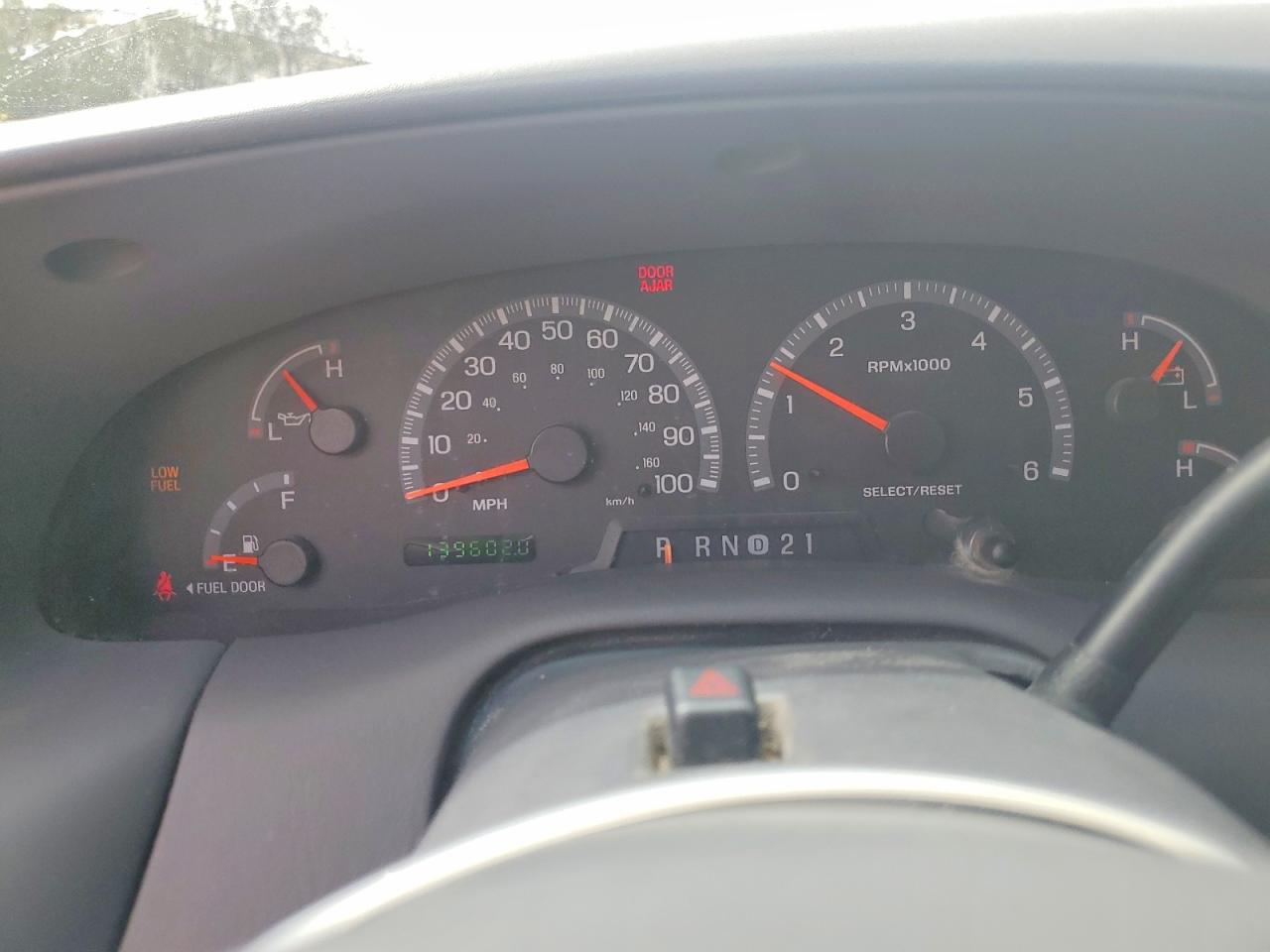 FORD F150 2002 — 10