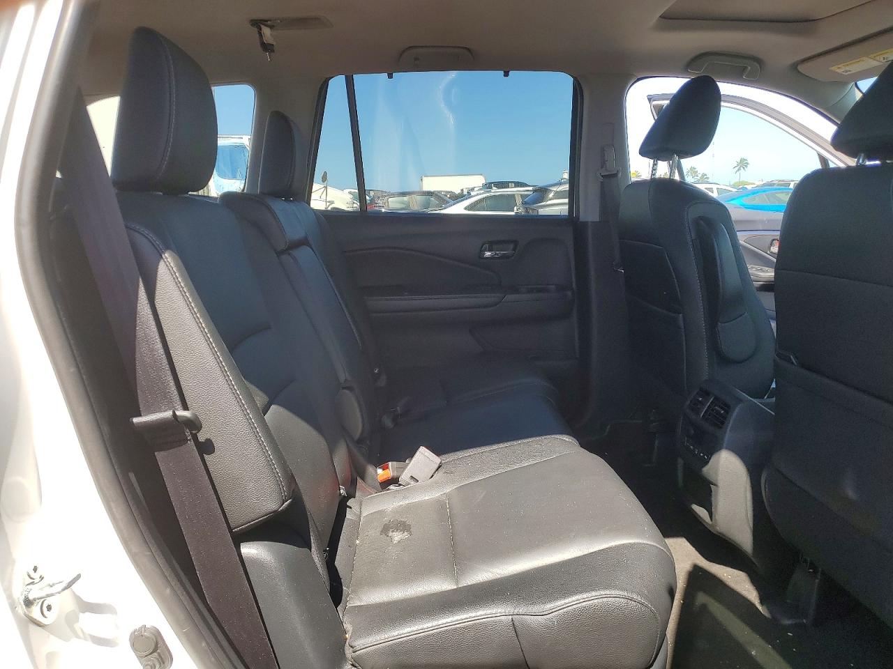 HONDA PILOT 2022 — 12