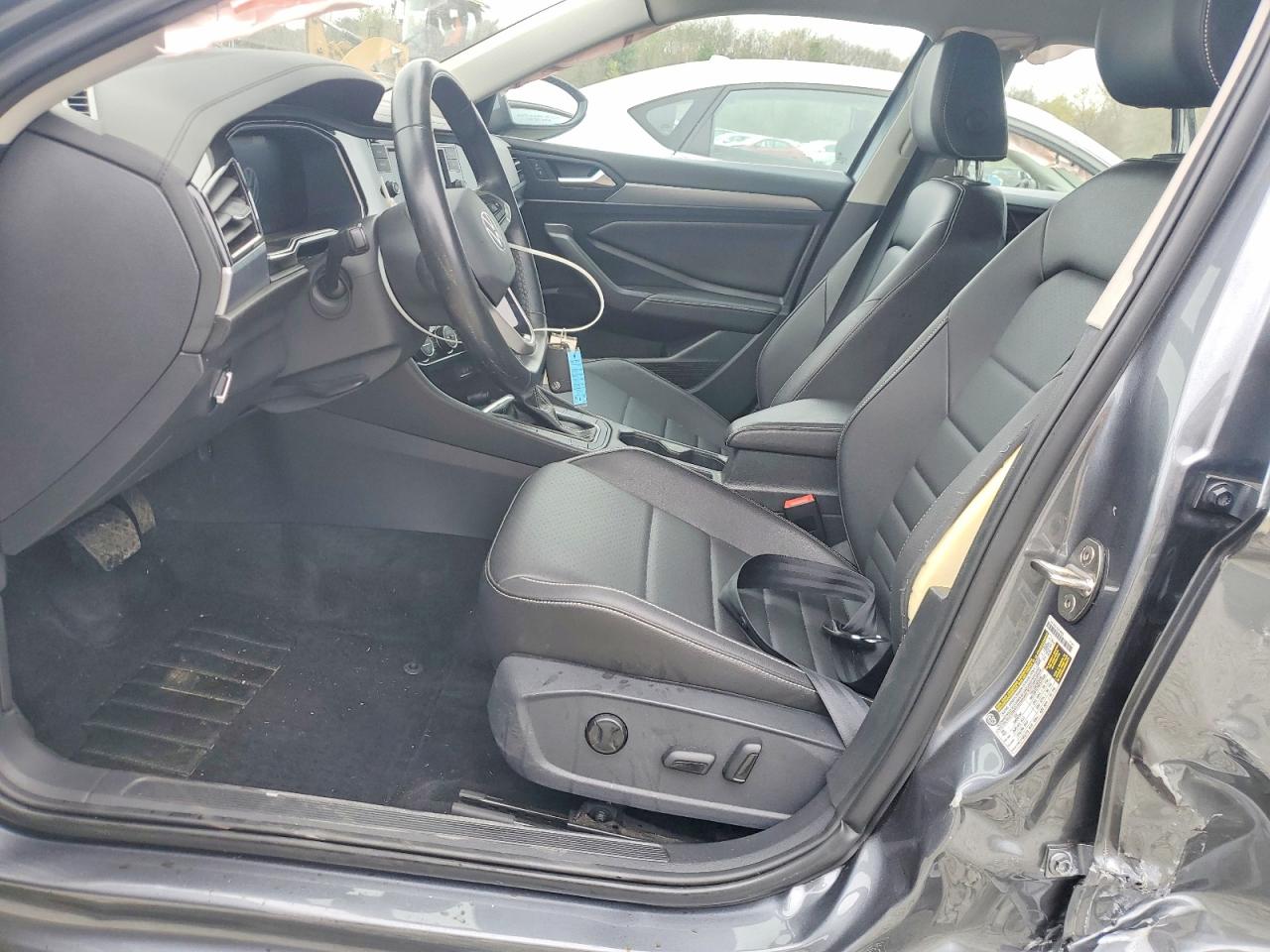 VOLKSWAGEN JETTA 2022 — 8