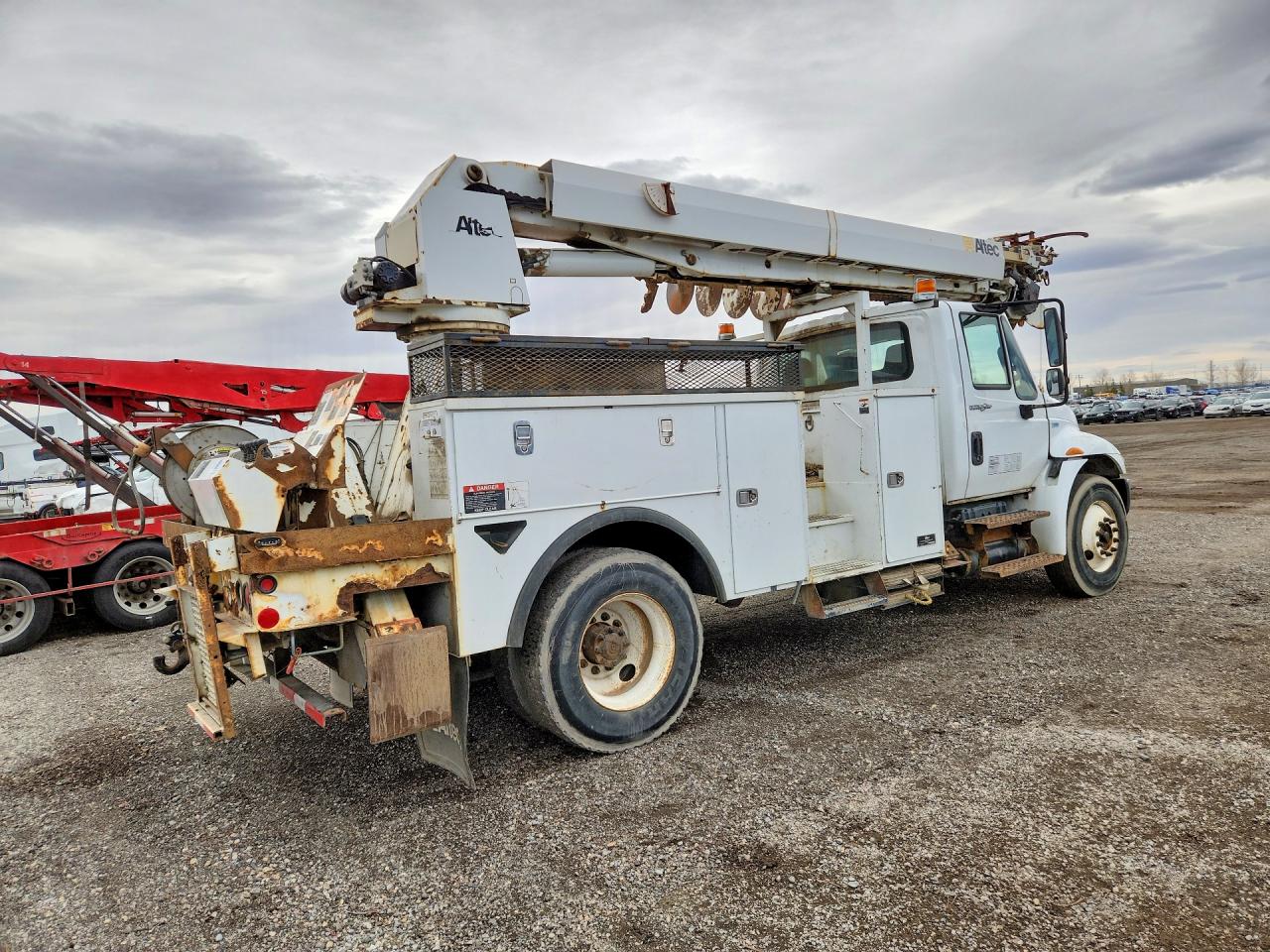 INTERNATIONAL 4000 2014 — 4