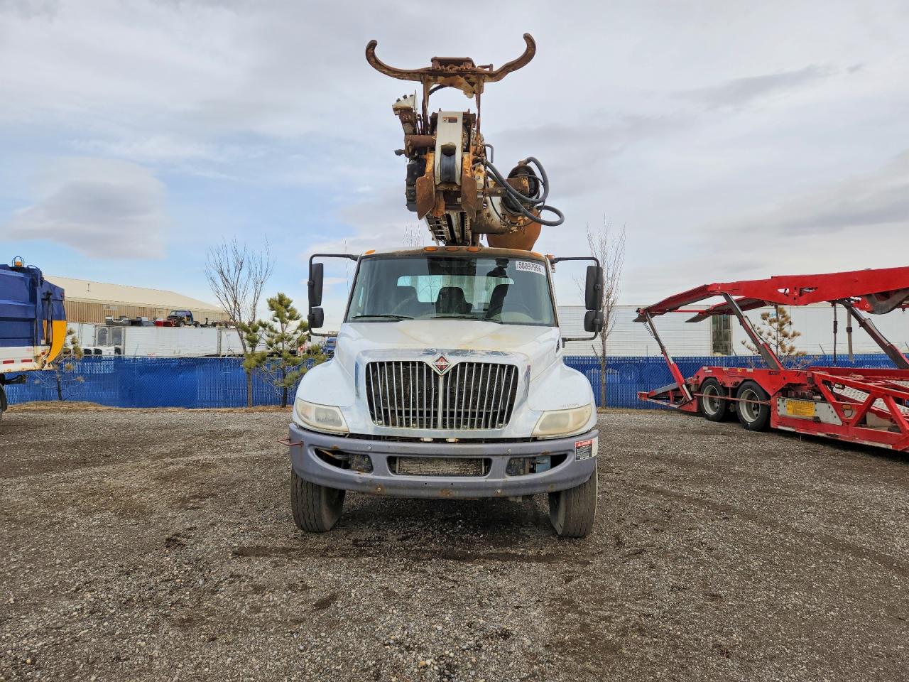 INTERNATIONAL 4000 2014 — 6
