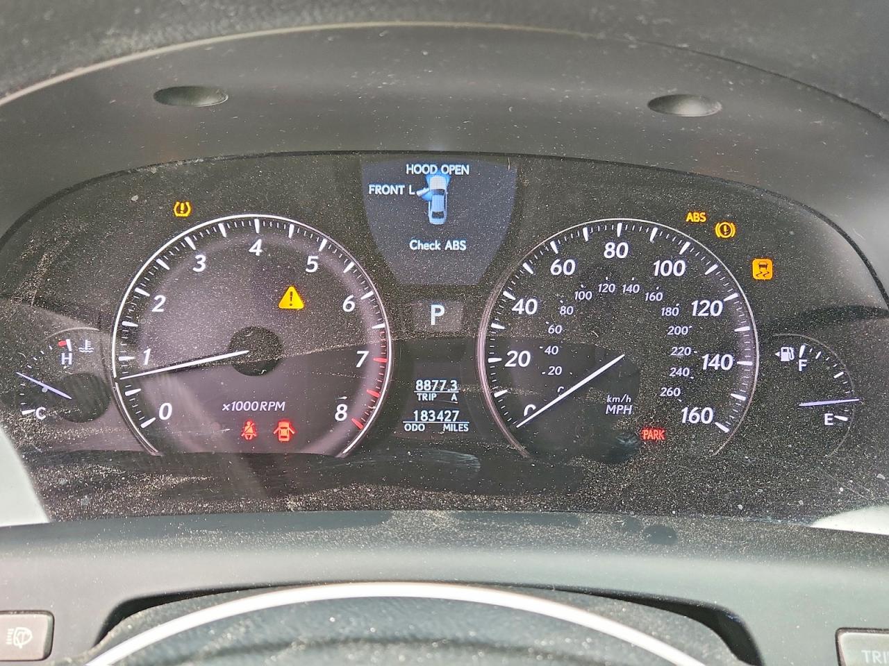 LEXUS LS 2011 — 10