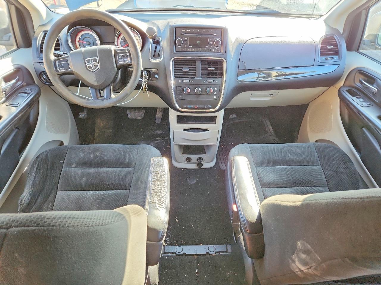 DODGE GRAND CARAVAN 2015 — 9