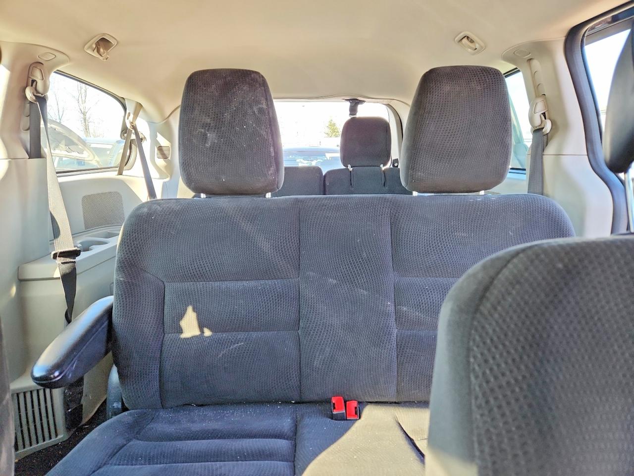 DODGE GRAND CARAVAN 2015 — 11