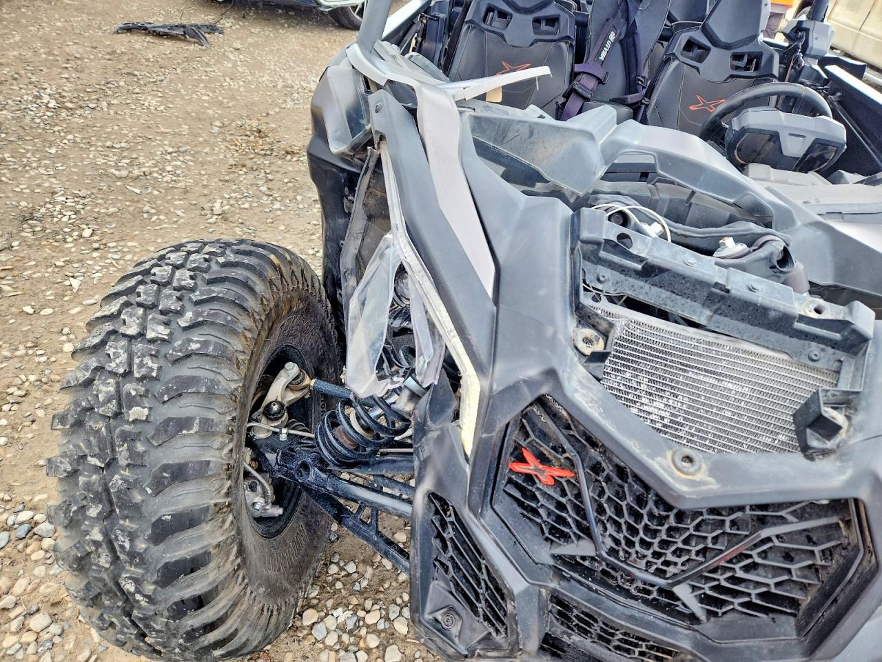 CAN-AM MAVERICK X3 2018 — 10