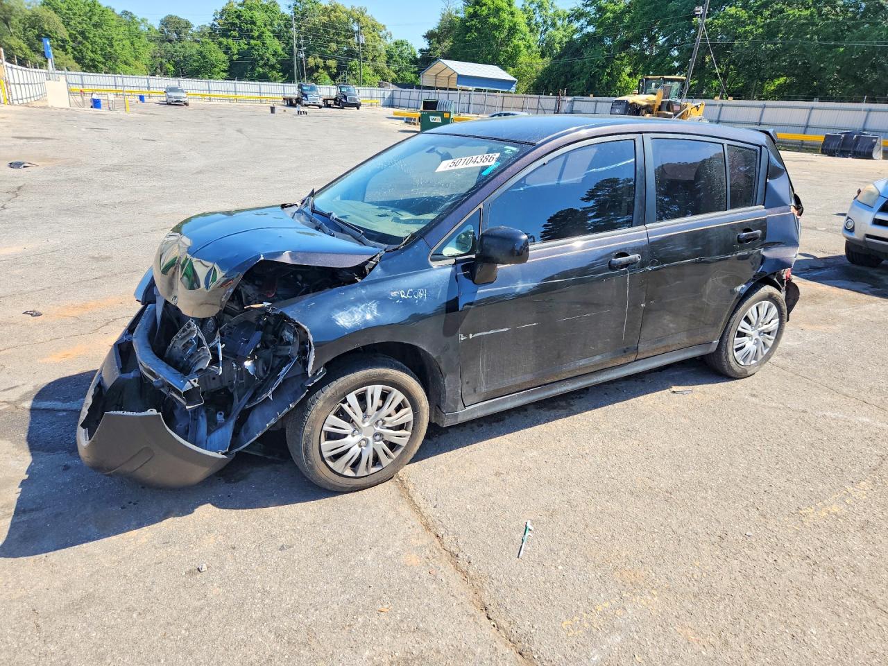 NISSAN VERSA 2011 — 2