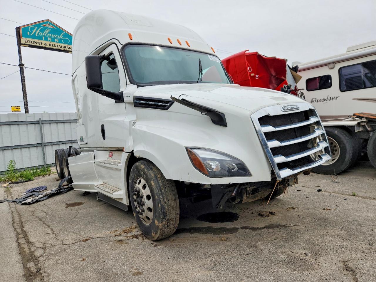 2020 FREIGHTLINER CASCADIA