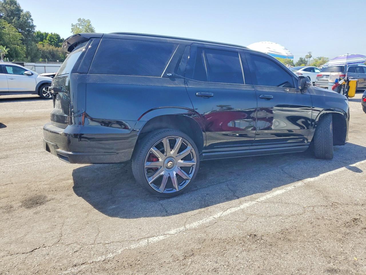 CADILLAC ESCALADE 2021 — 4