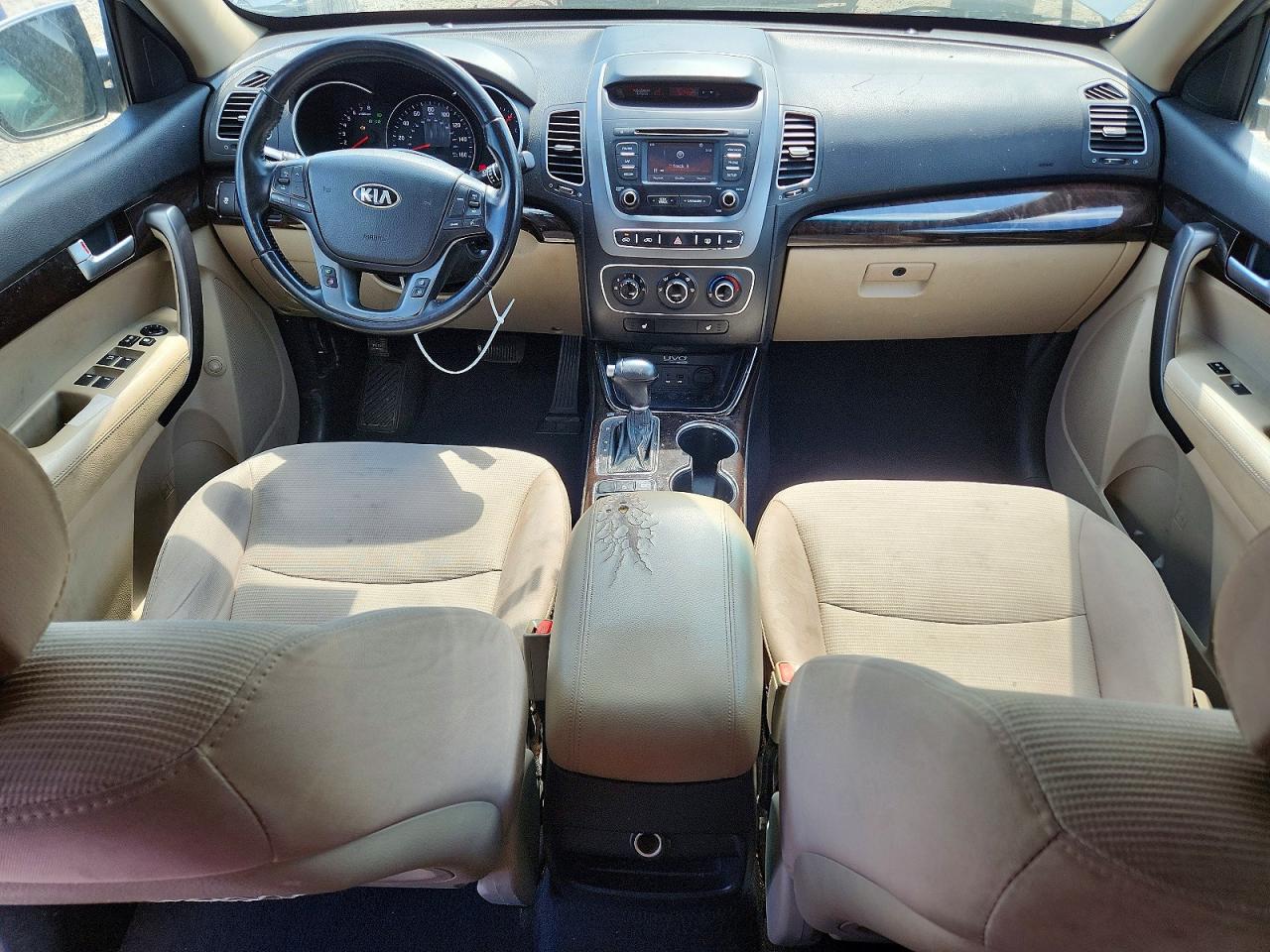 KIA SORENTO 2014 — 9