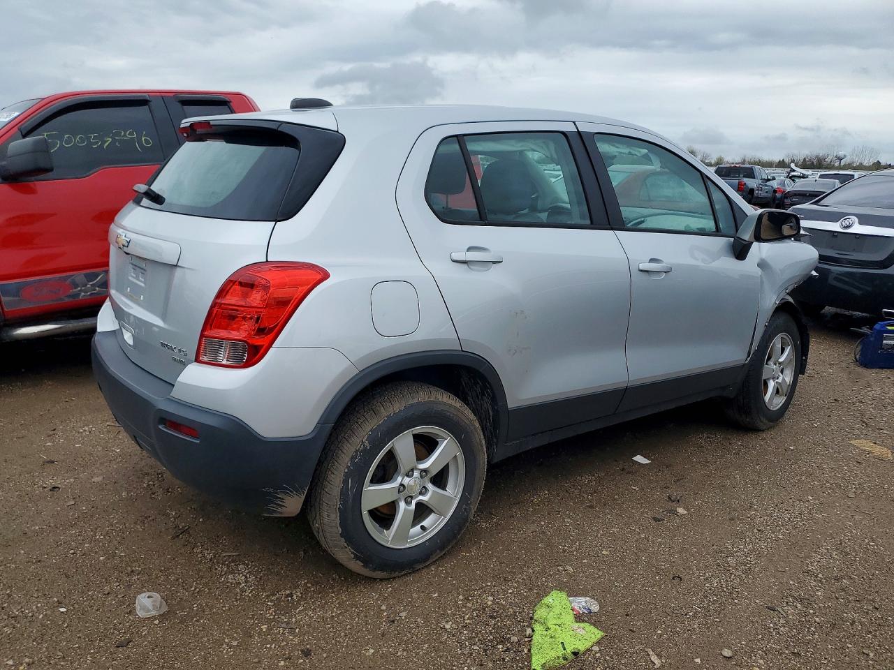 CHEVROLET TRAX 2016 — 4