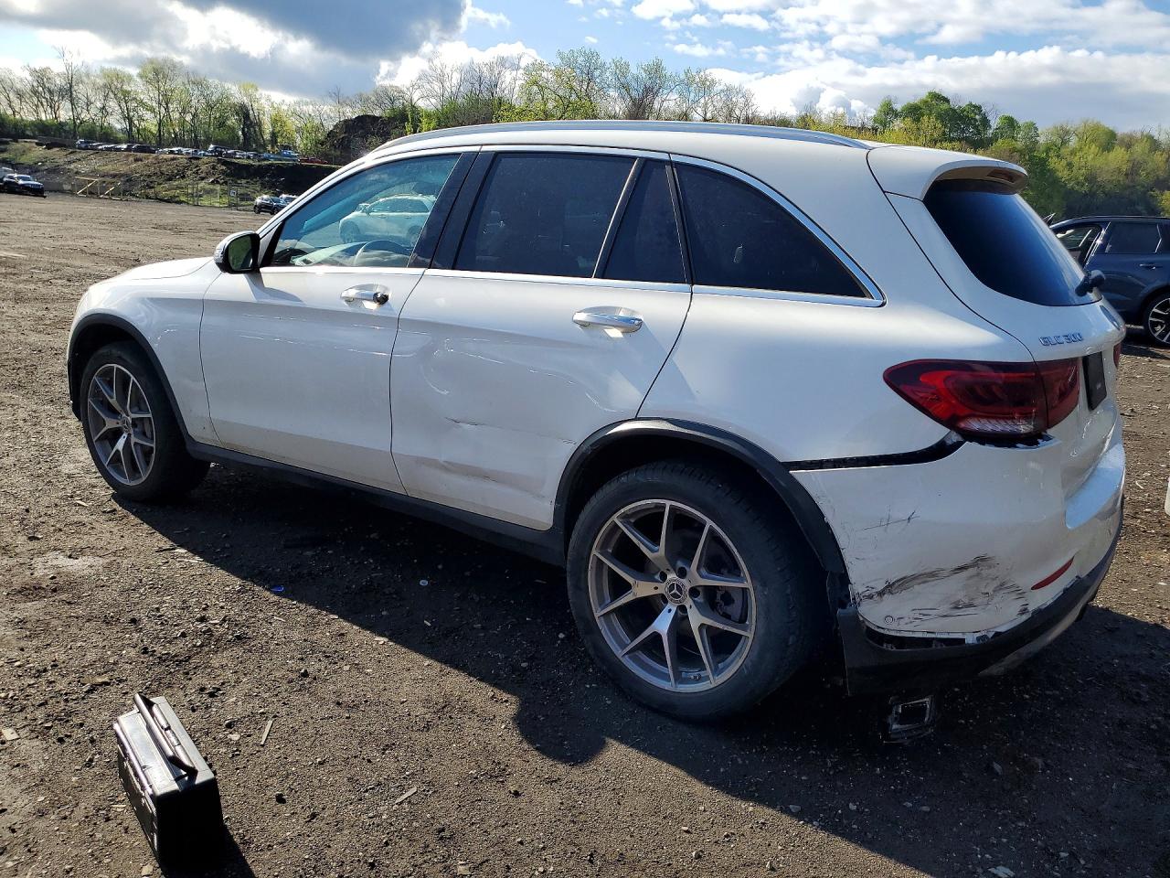 MERCEDES-BENZ GLC 2022 — 3