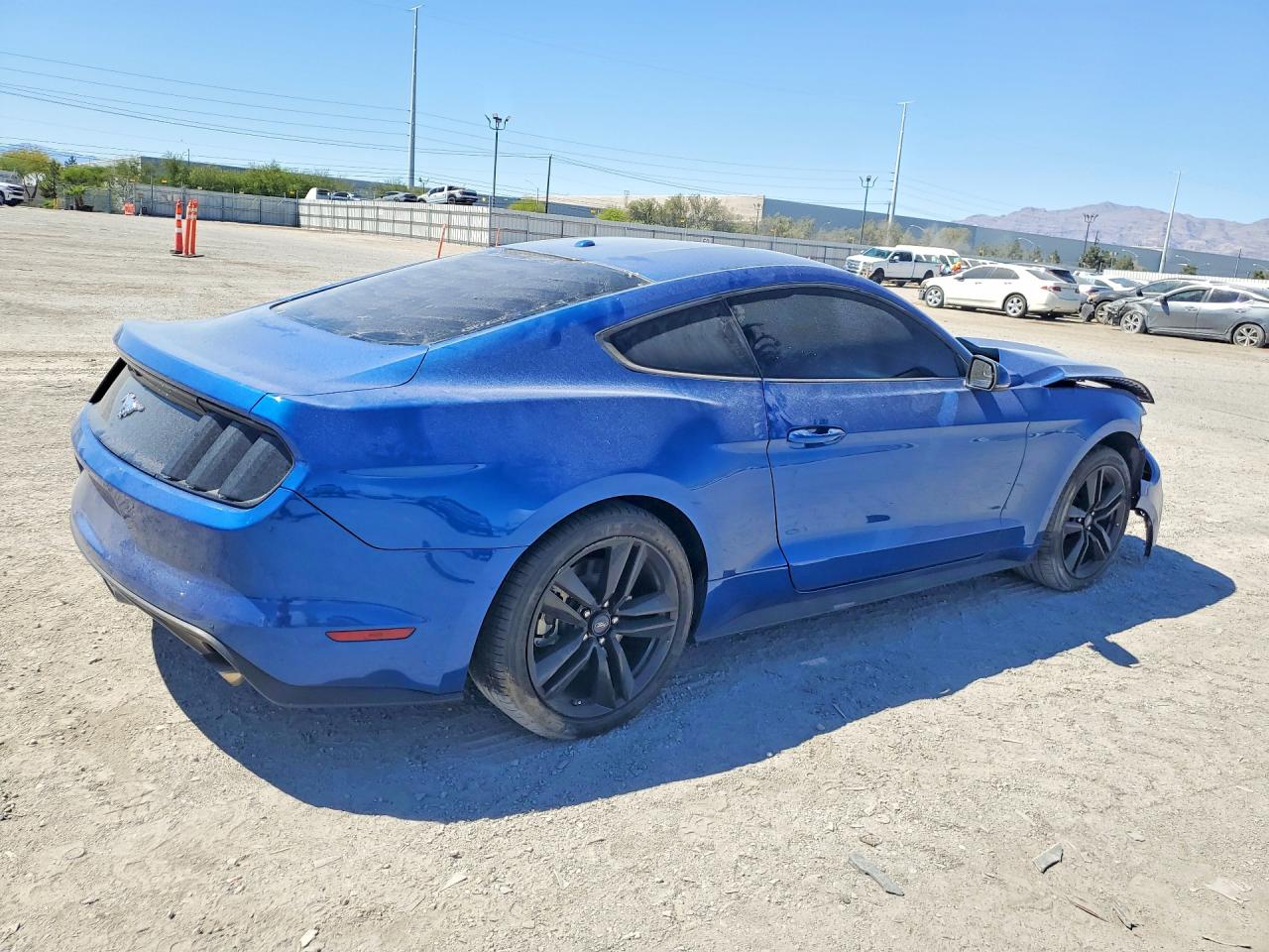 FORD MUSTANG 2017 — 4