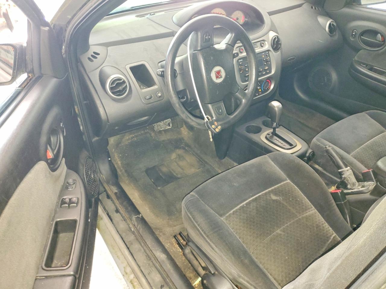 SATURN ION 2005 — 9