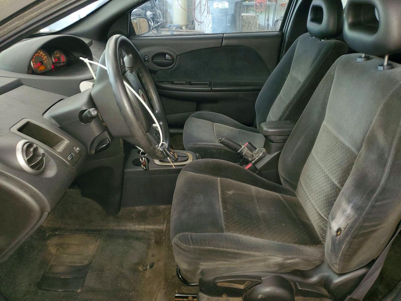 SATURN ION 2005 — 8