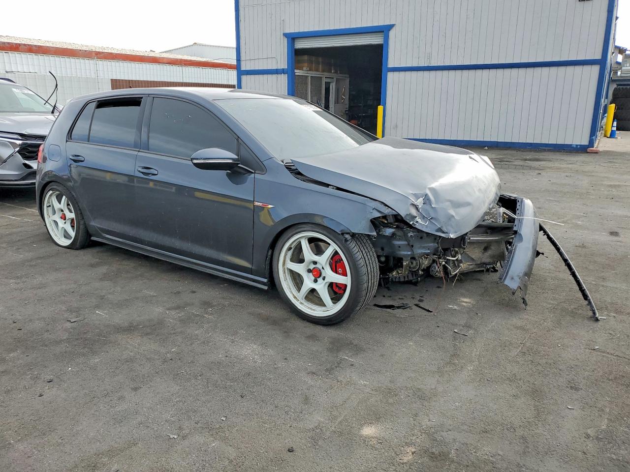 VOLKSWAGEN GTI 2018 — 5