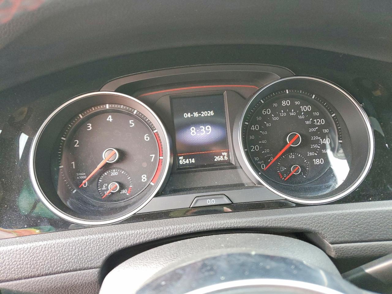 VOLKSWAGEN GTI 2018 — 10
