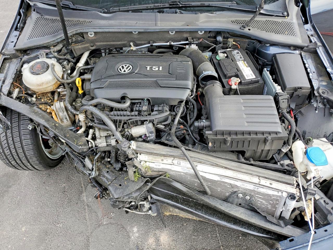 VOLKSWAGEN GTI 2018 — 12