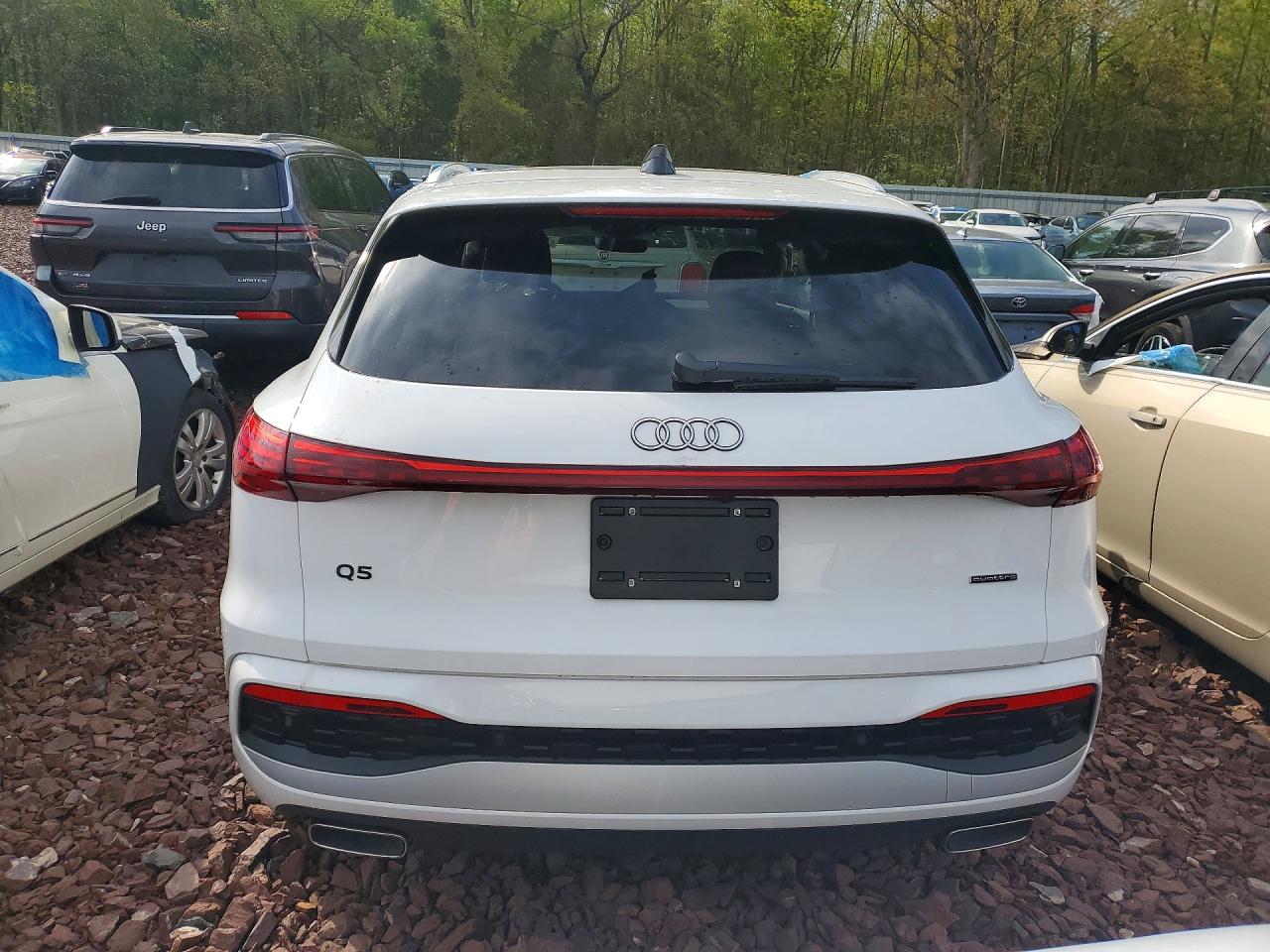 AUDI Q5 2025 — 7