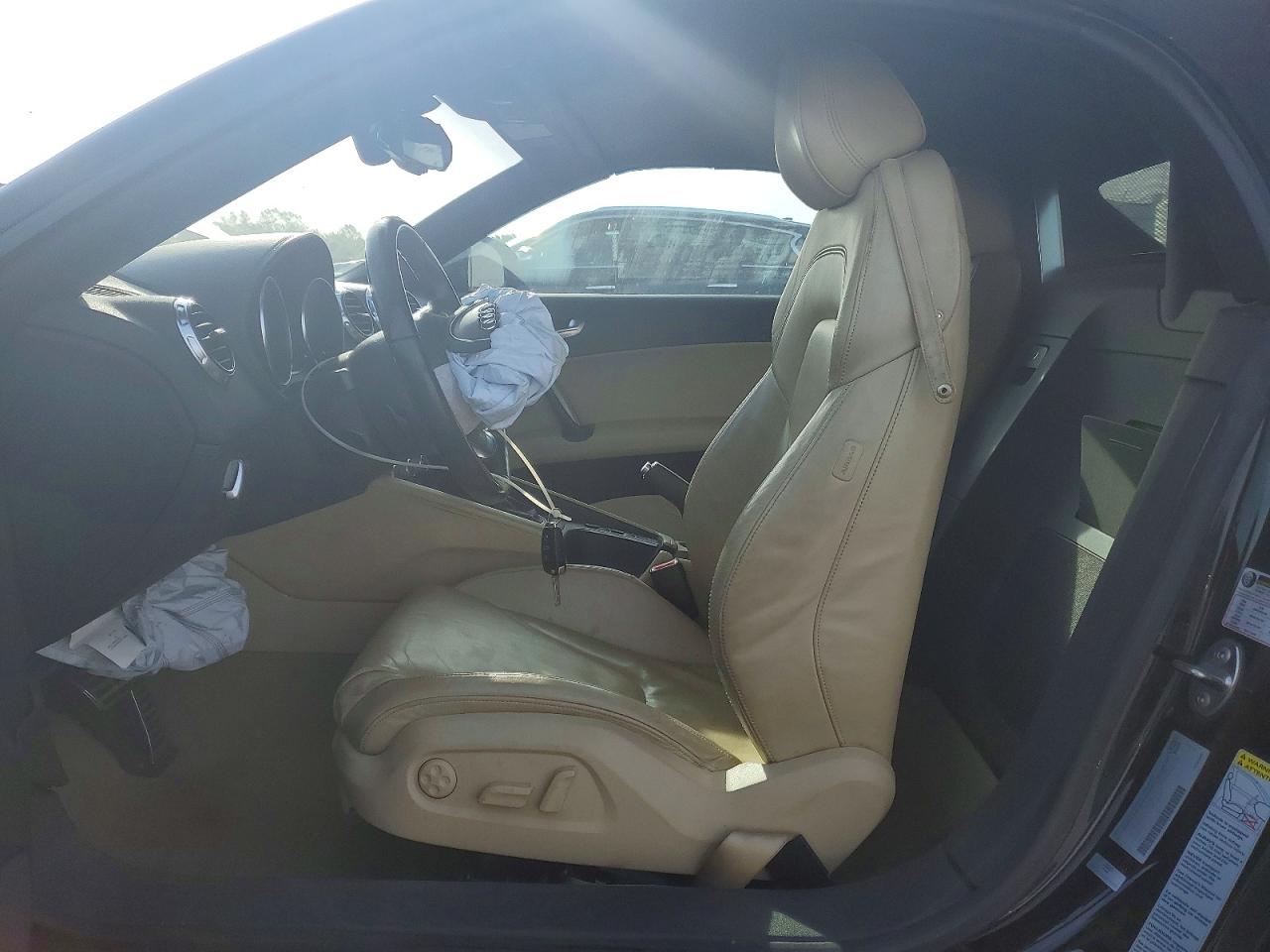 AUDI TT 2011 — 8