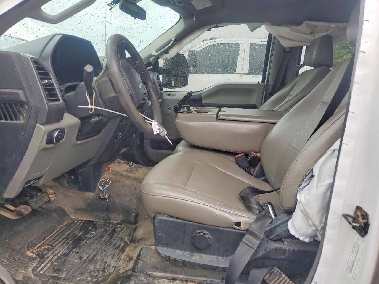 FORD F550 2020 — 7