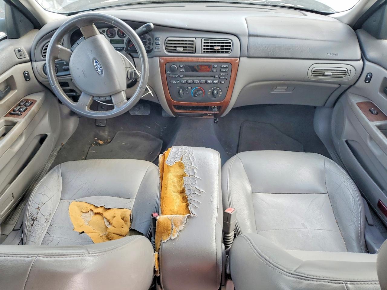 FORD TAURUS 2005 — 9