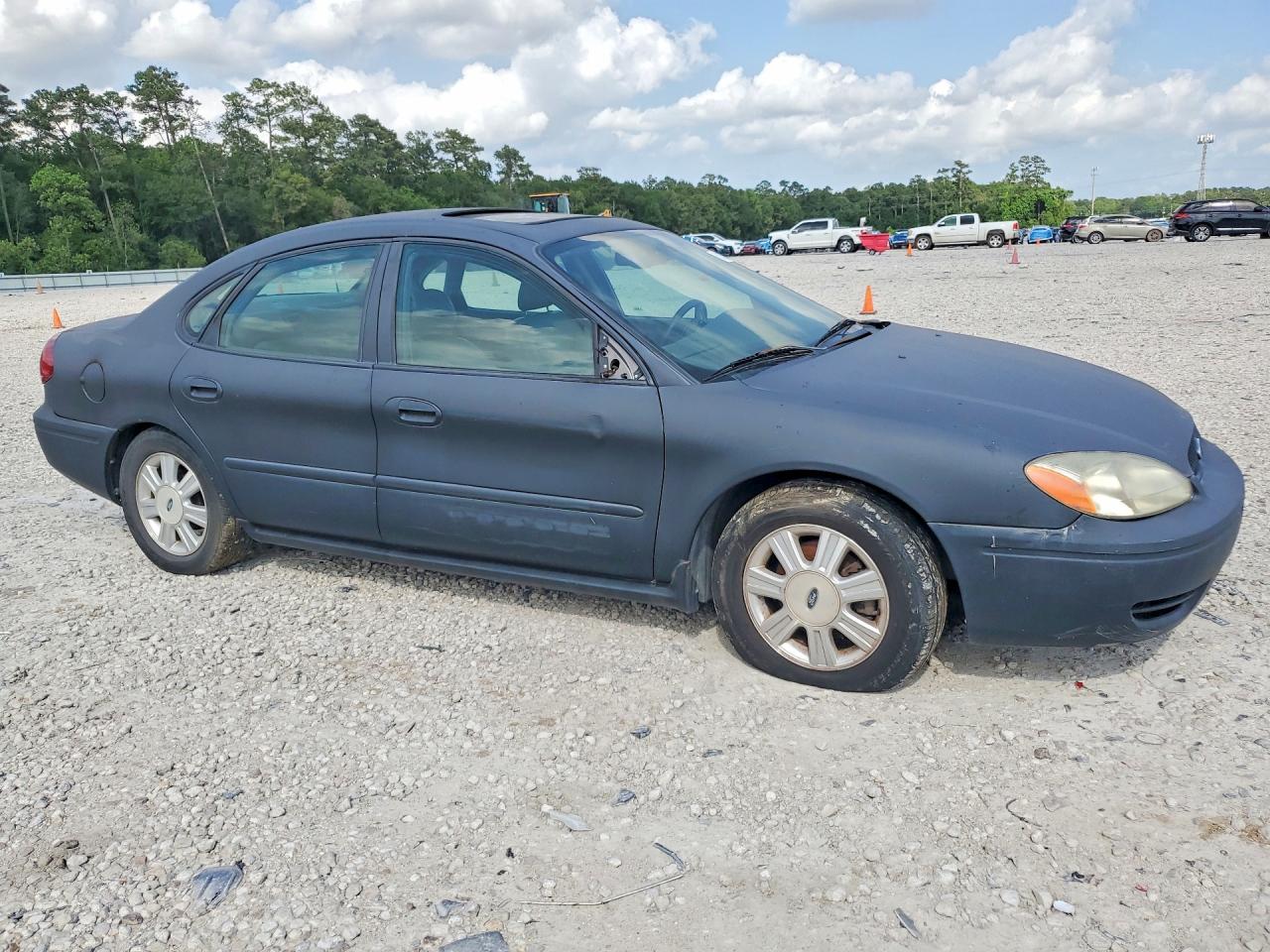 FORD TAURUS 2005 — 5