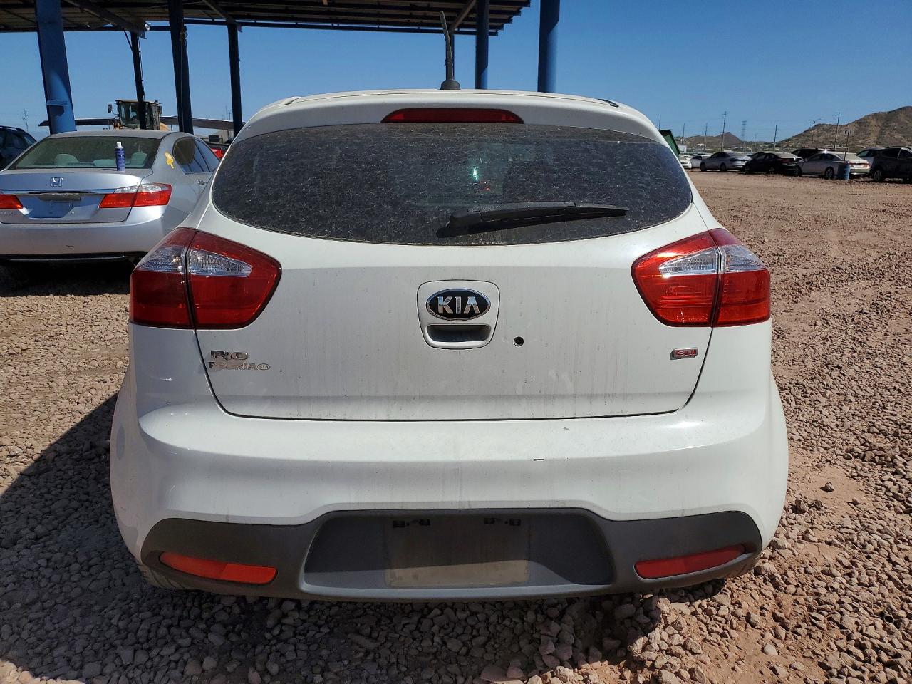 KIA RIO 2015 — 7