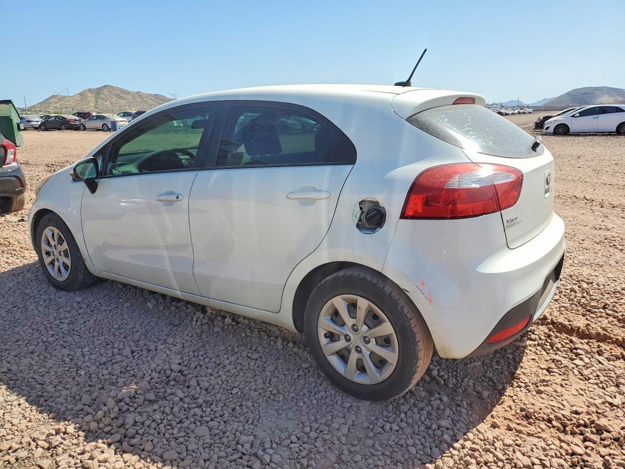 KIA RIO 2015 — 3
