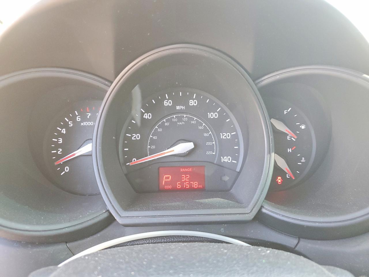 KIA RIO 2015 — 10