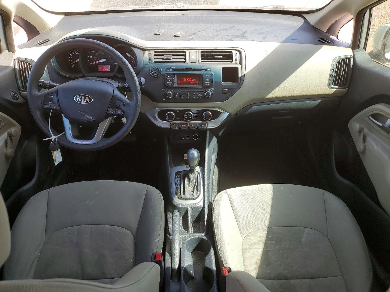 KIA RIO 2015 — 9