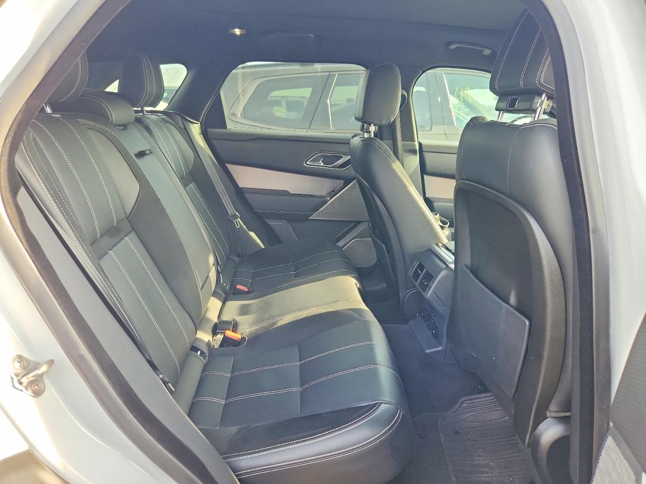 LAND ROVER RANGE ROVER VELAR 2020 — 12
