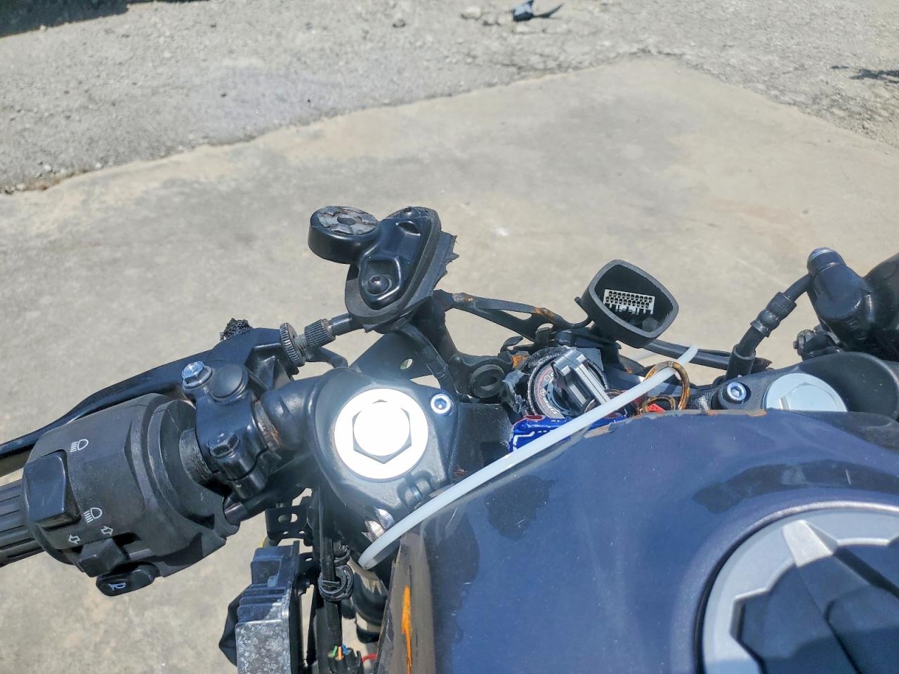KAWASAKI EX400 2021 — 8