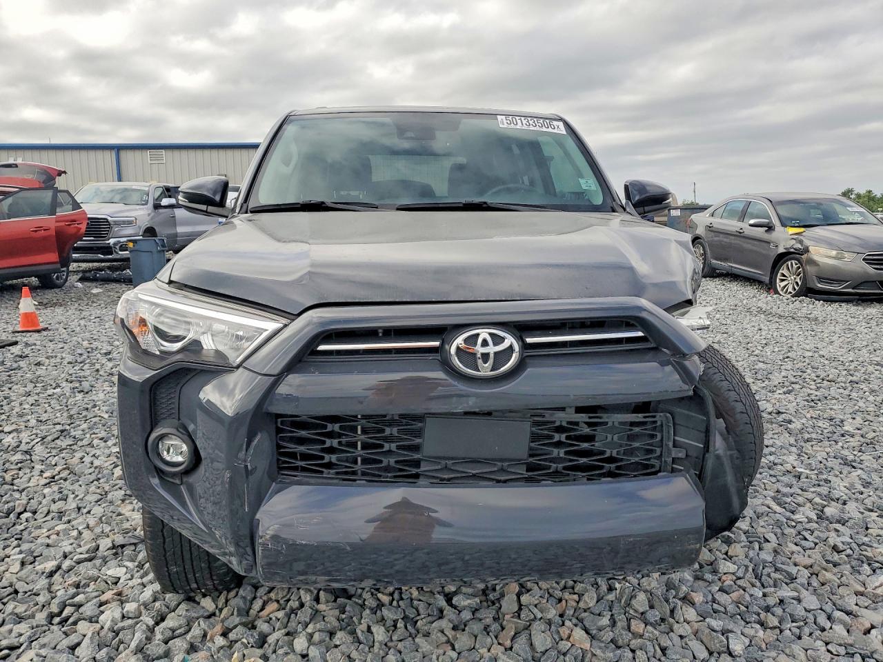 TOYOTA 4RUNNER 2024 — 6