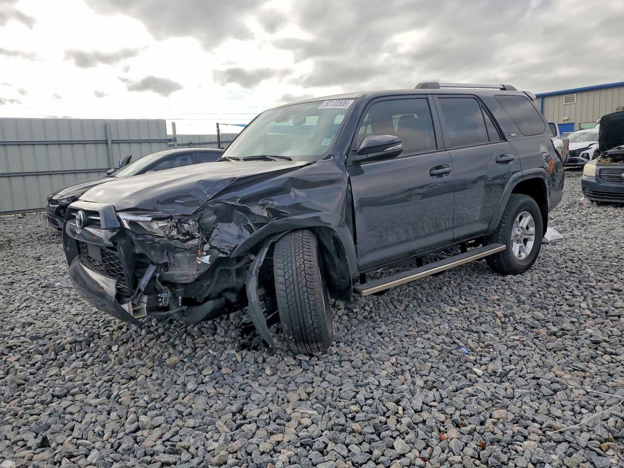 TOYOTA 4RUNNER 2024 — 2