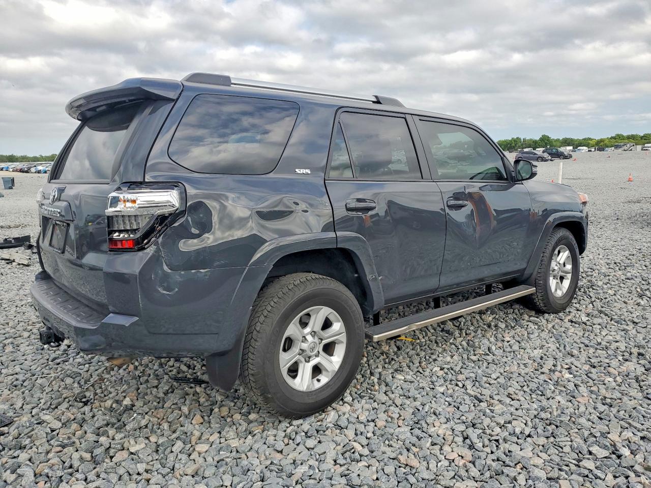 TOYOTA 4RUNNER 2024 — 4