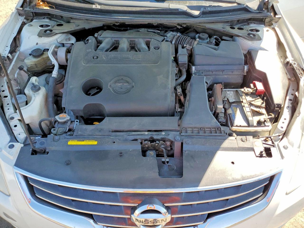 NISSAN ALTIMA 2011 — 12