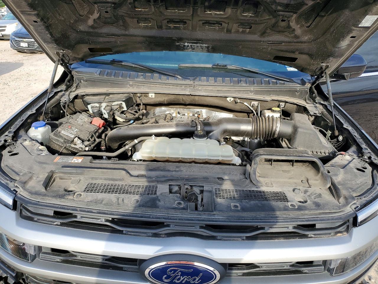 FORD EXPEDITION 2024 — 13