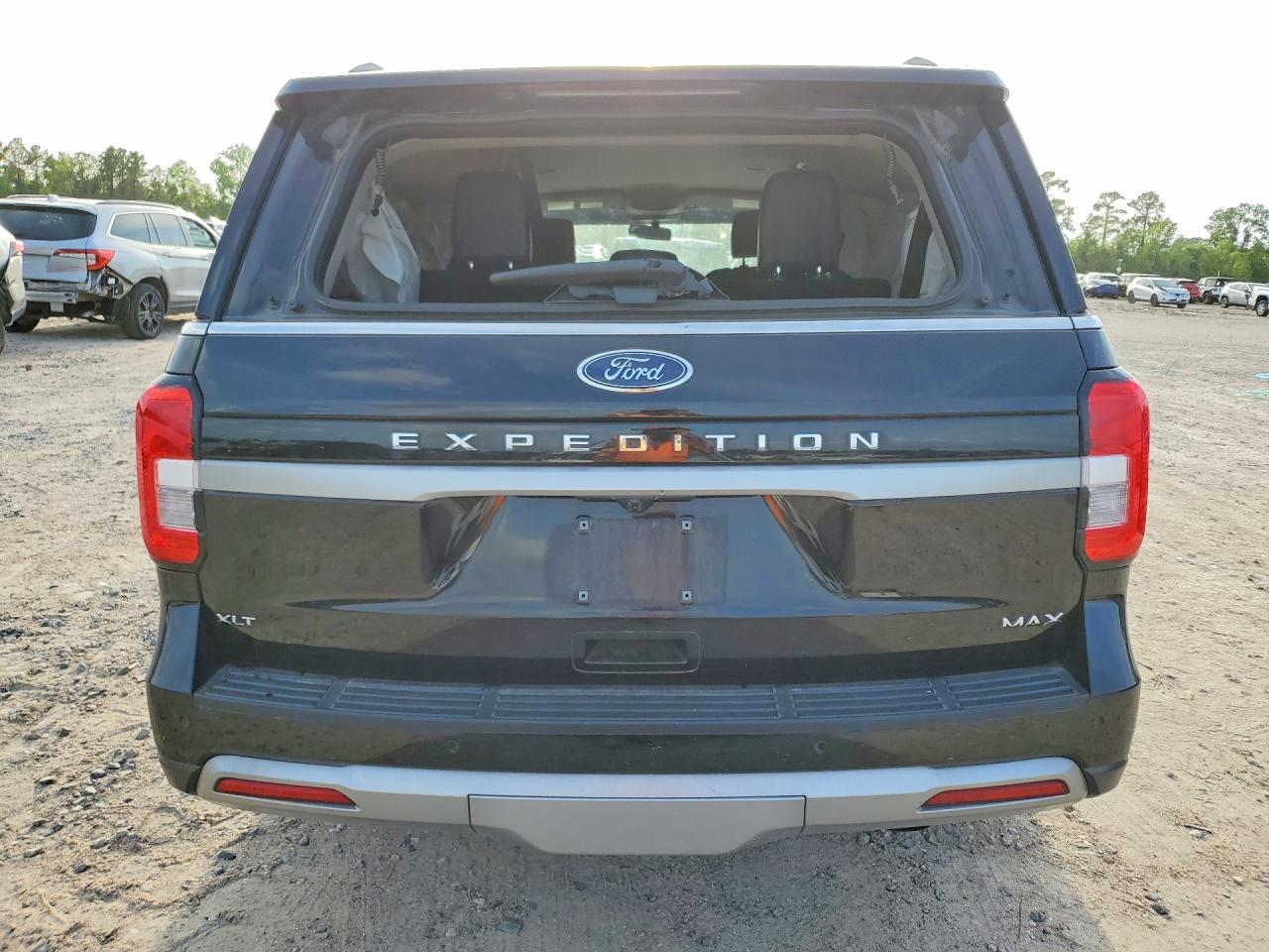 FORD EXPEDITION 2024 — 7