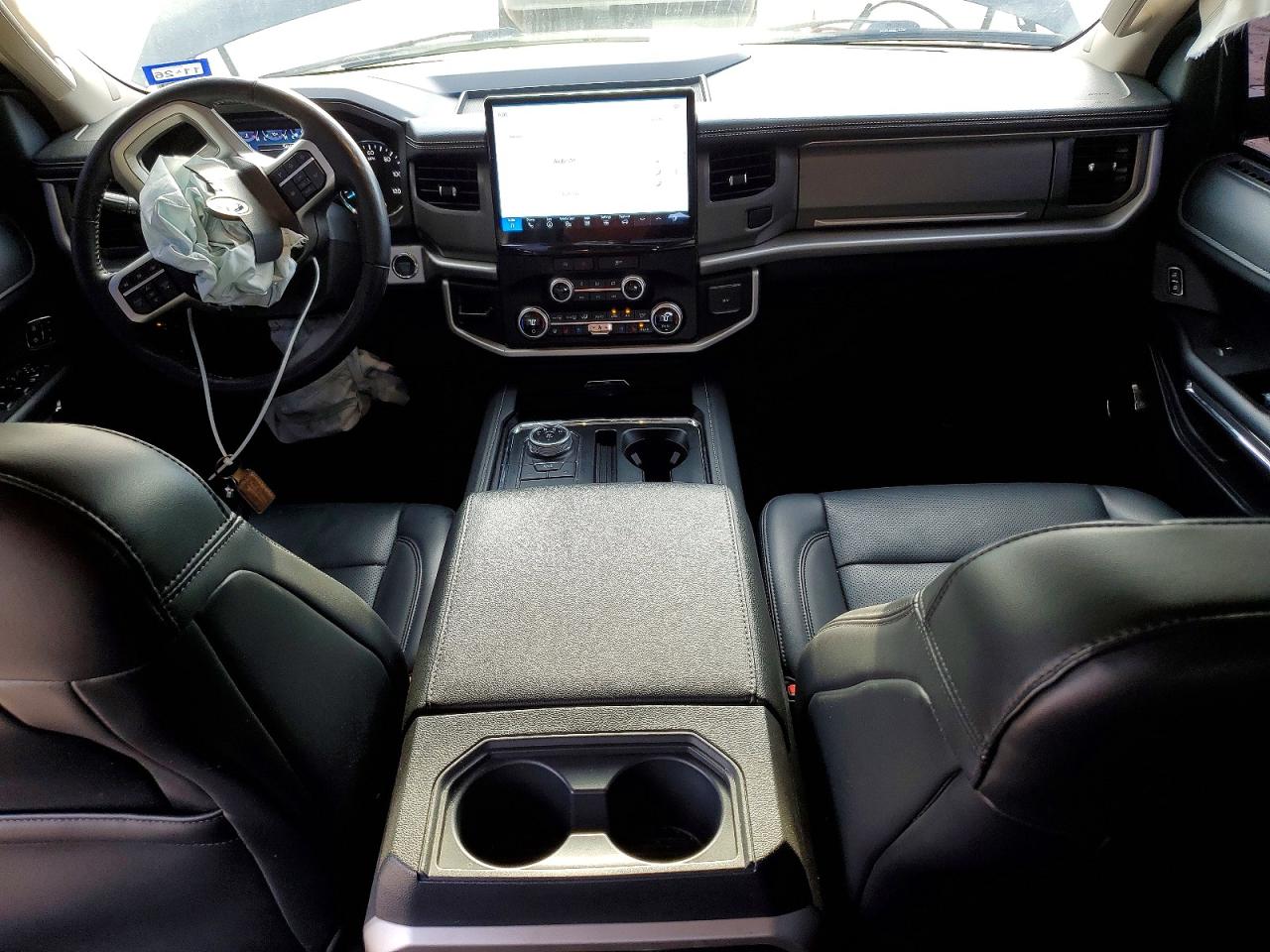 FORD EXPEDITION 2024 — 9