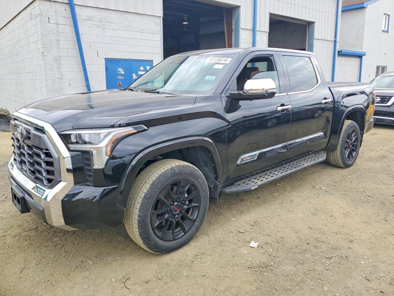 TOYOTA TUNDRA 2023 — 2