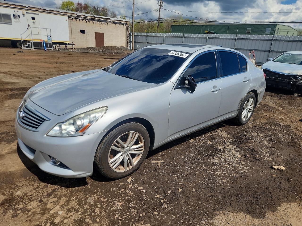 INFINITI G37 SEDAN 2013 — 2