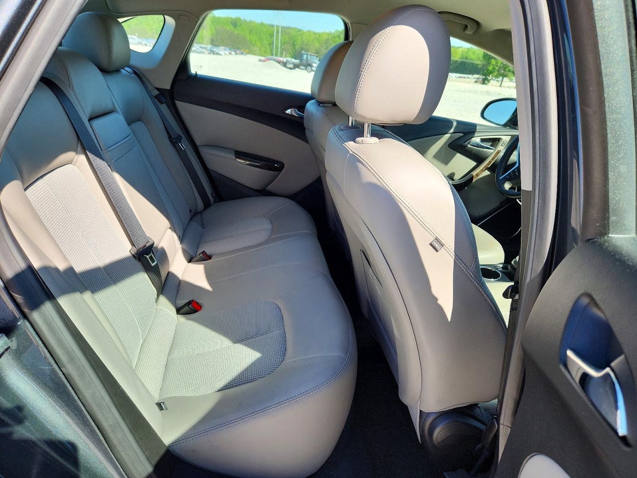 BUICK VERANO 2013 — 11