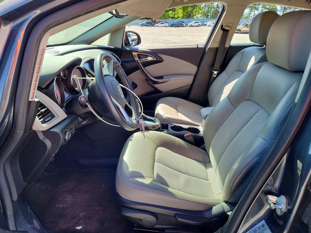 BUICK VERANO 2013 — 8