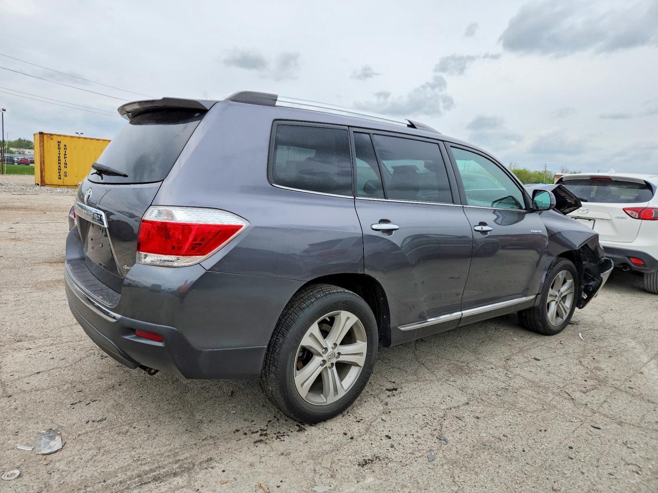 TOYOTA HIGHLANDER 2013 — 4