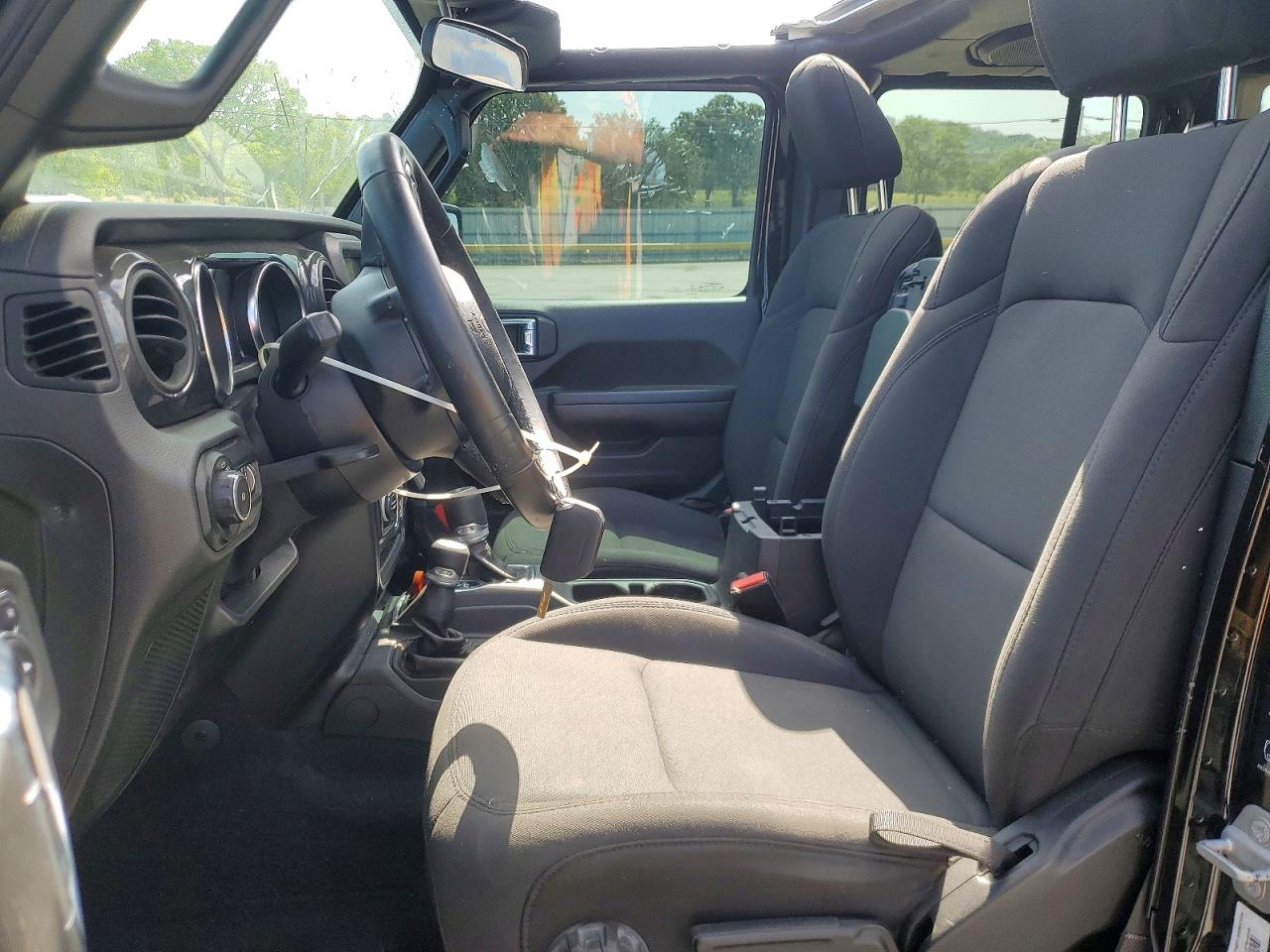 JEEP WRANGLER UNLIMITED 2021 — 8