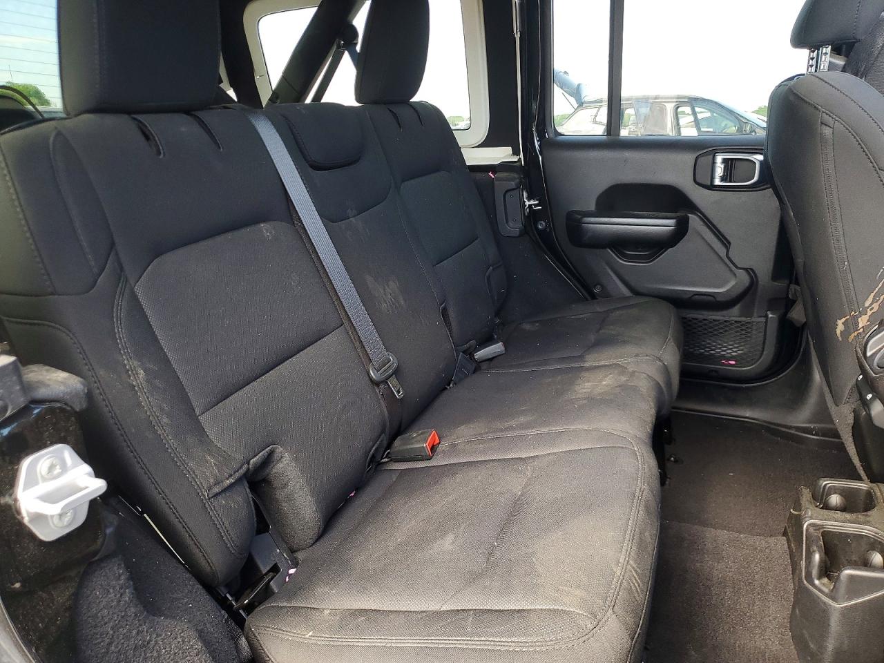JEEP WRANGLER UNLIMITED 2021 — 12